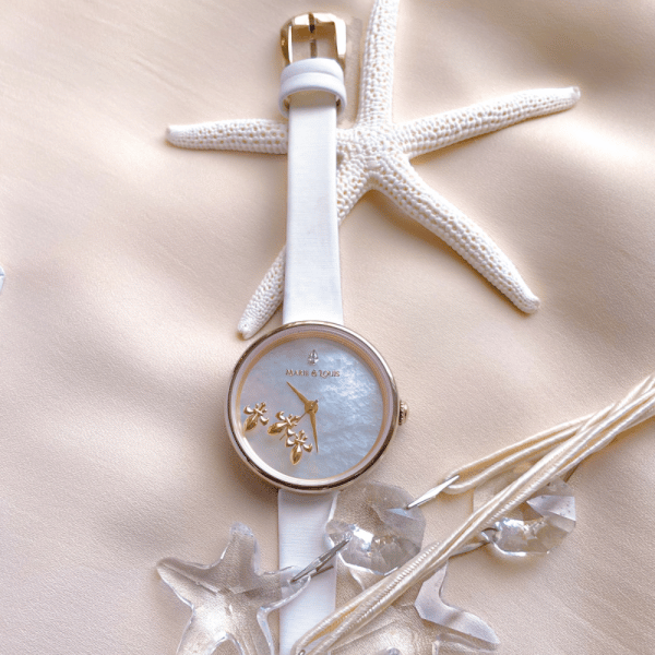 Revérence montre Femme Fleur de Lys blanche – Image 2